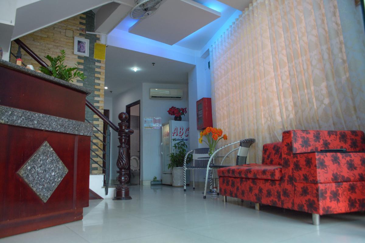 Lucky Hotel Ho Chi Minh-stad Buitenkant foto