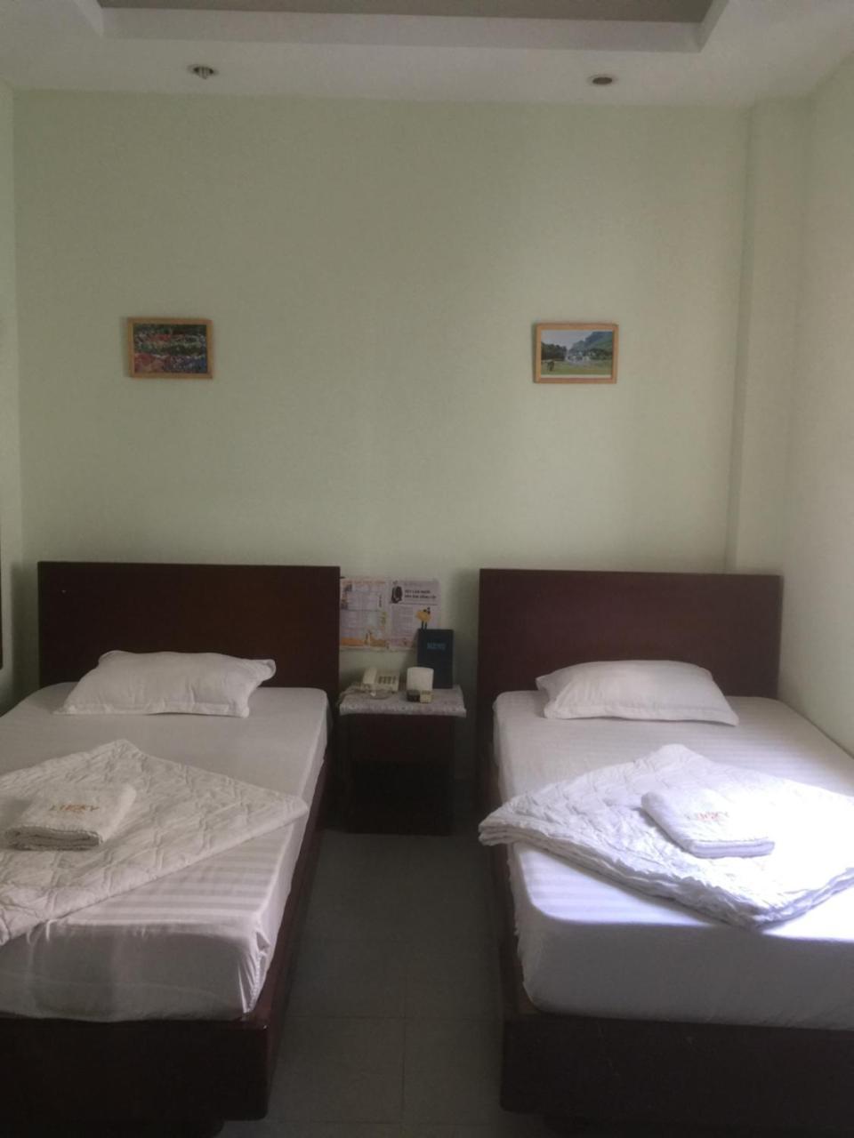 Lucky Hotel Ho Chi Minh-stad Buitenkant foto