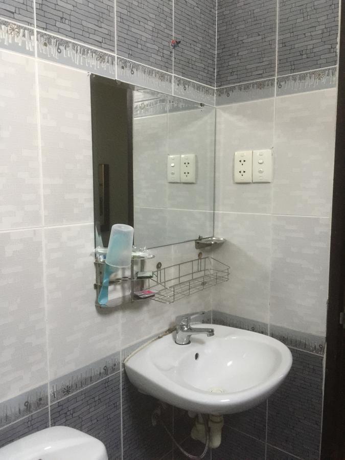 Lucky Hotel Ho Chi Minh-stad Buitenkant foto